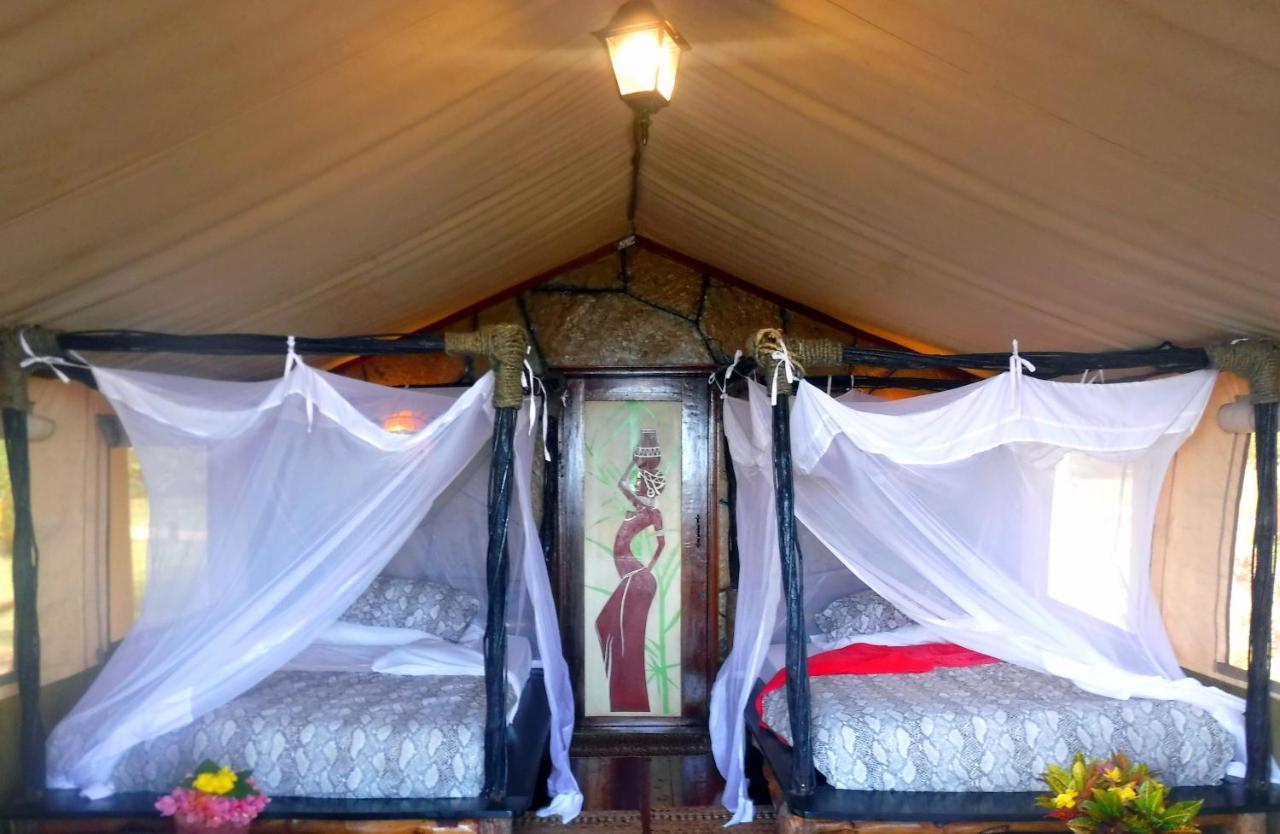 Shimba Hills Green Safari Lodge Kwale ภายนอก รูปภาพ