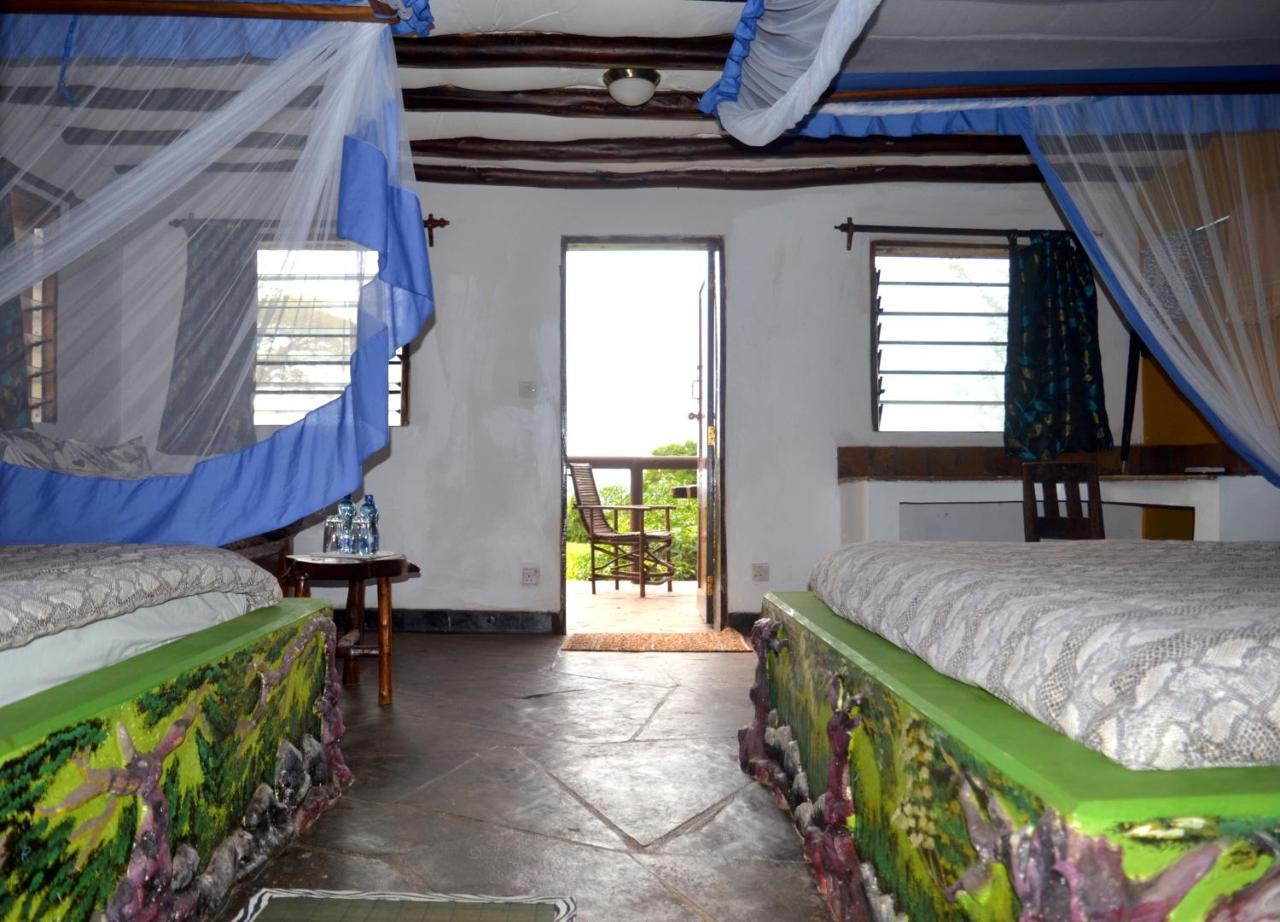 Shimba Hills Green Safari Lodge Kwale ภายนอก รูปภาพ