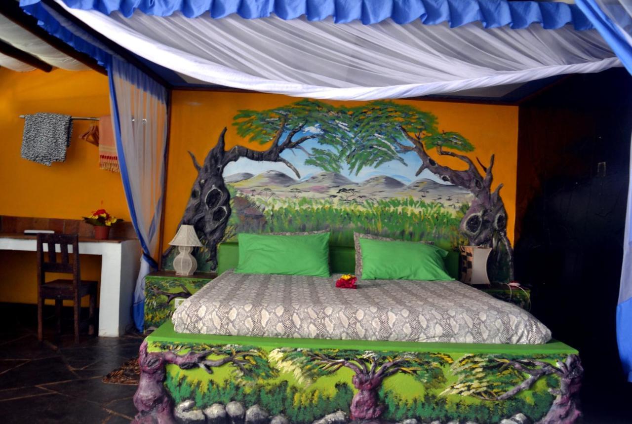 Shimba Hills Green Safari Lodge Kwale ภายนอก รูปภาพ