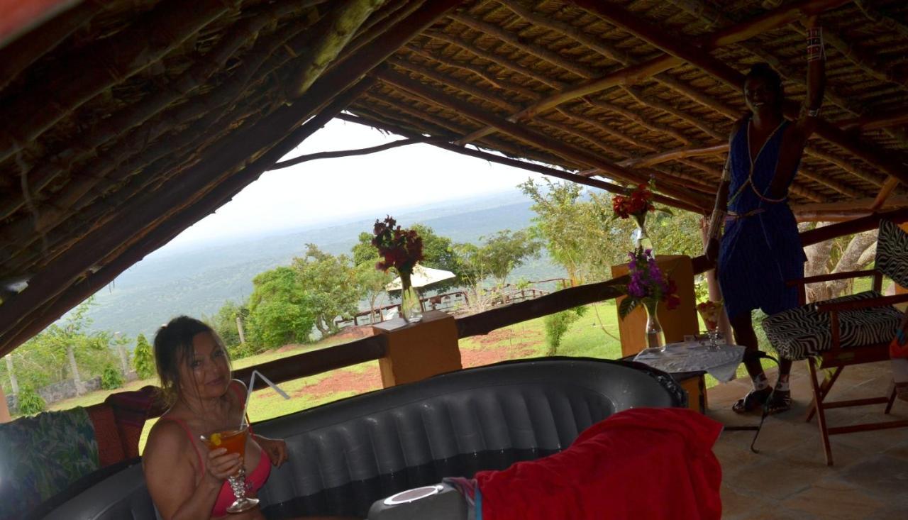 Shimba Hills Green Safari Lodge Kwale ภายนอก รูปภาพ