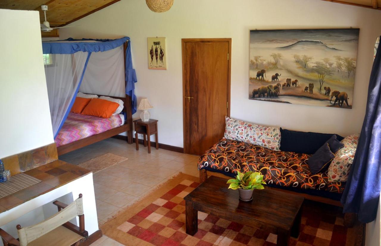 Shimba Hills Green Safari Lodge Kwale ภายนอก รูปภาพ